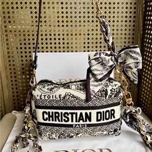 GWP Black and Cream Cosmetic pouch